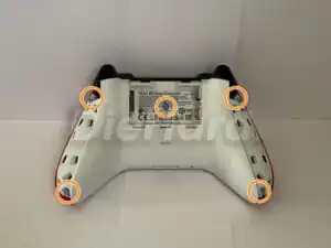 تعویض-سرآنالوگ-دسته-Xbox-X-دایهارد(5)