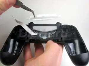 تعویض-سوکت-شارژ-دسته-PS4-دایهارد(8)