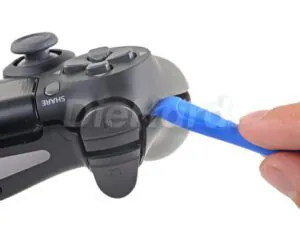 تعویض-قاب-عقب-دسته-PS4-دایهارد(6)