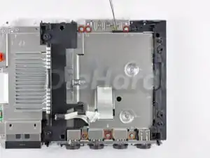 تعویض-مادربرد-Nintendo-Wii-دایهارد(20)