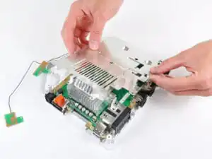 تعویض-مادربرد-Nintendo-Wii-دایهارد(28)